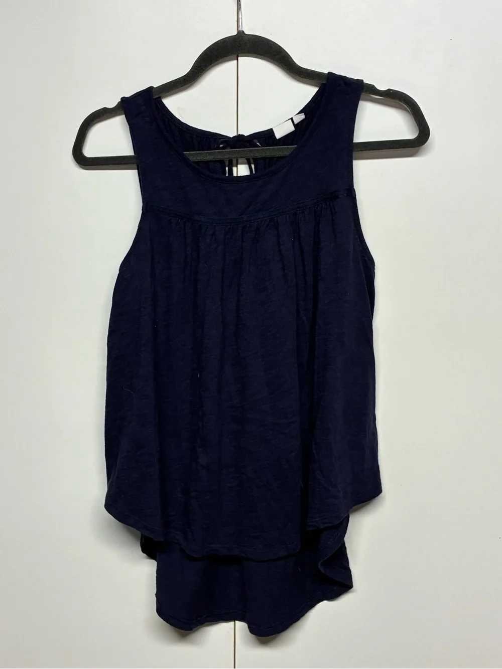 Navy Sleeveless High-Low Tank Top
